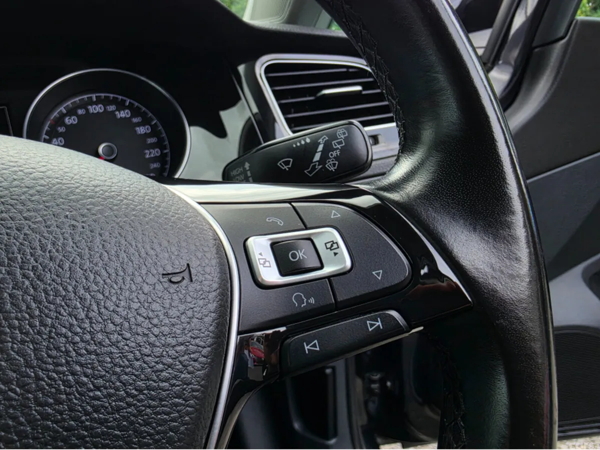 Volkswagen Golf Hatchback, Petrol, 2015, Black