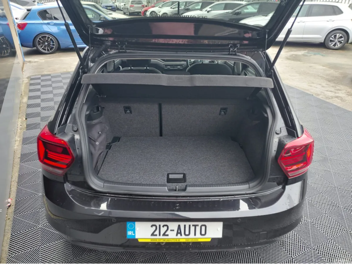 Volkswagen Polo Hatchback, Petrol, 2021, Black