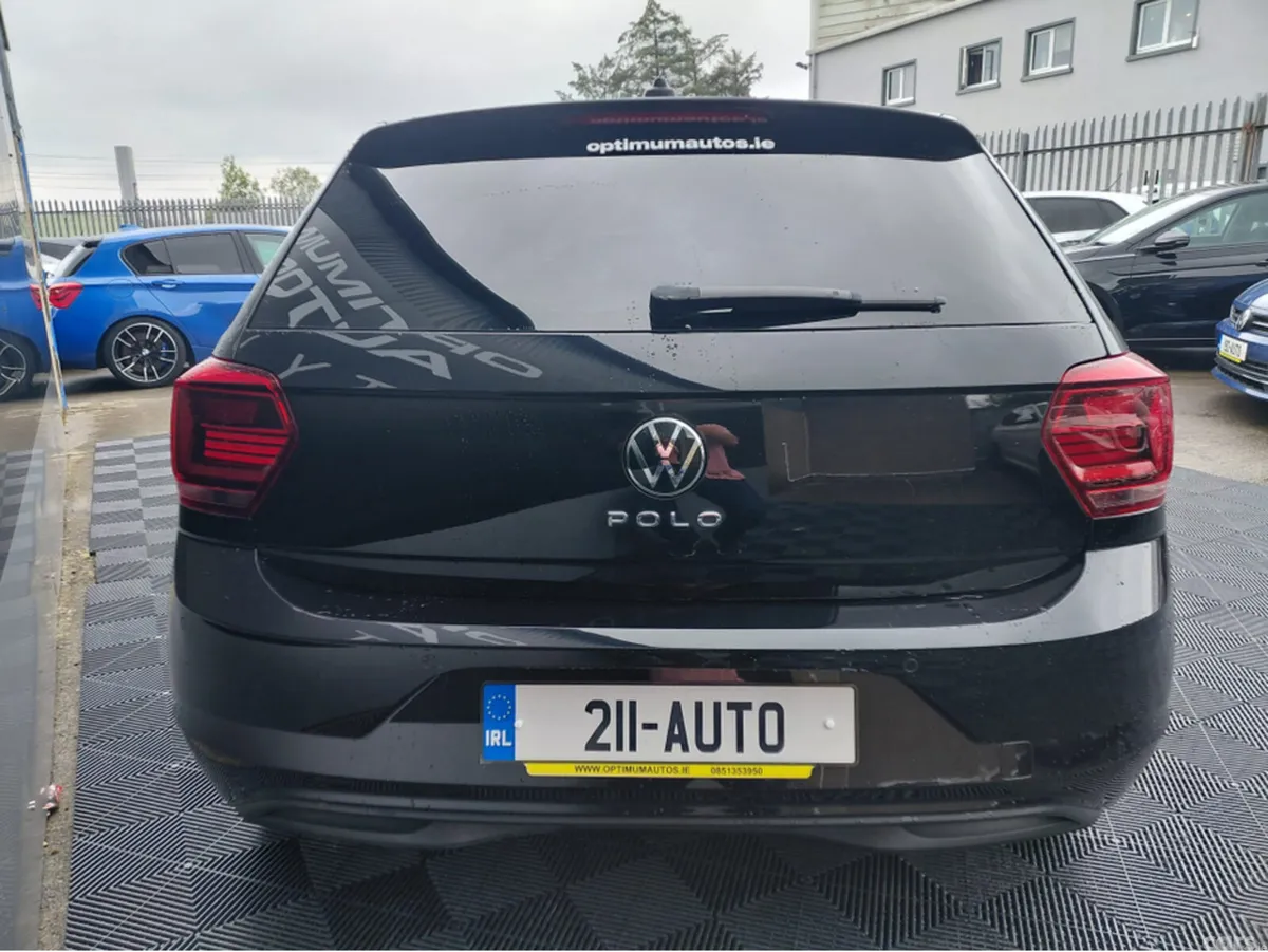 Volkswagen Polo MPV, Petrol, 2021, Black