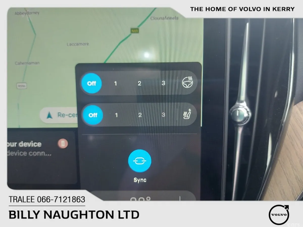 Volvo XC60 SUV, Petrol Plug-in Hybrid, 2026, Green