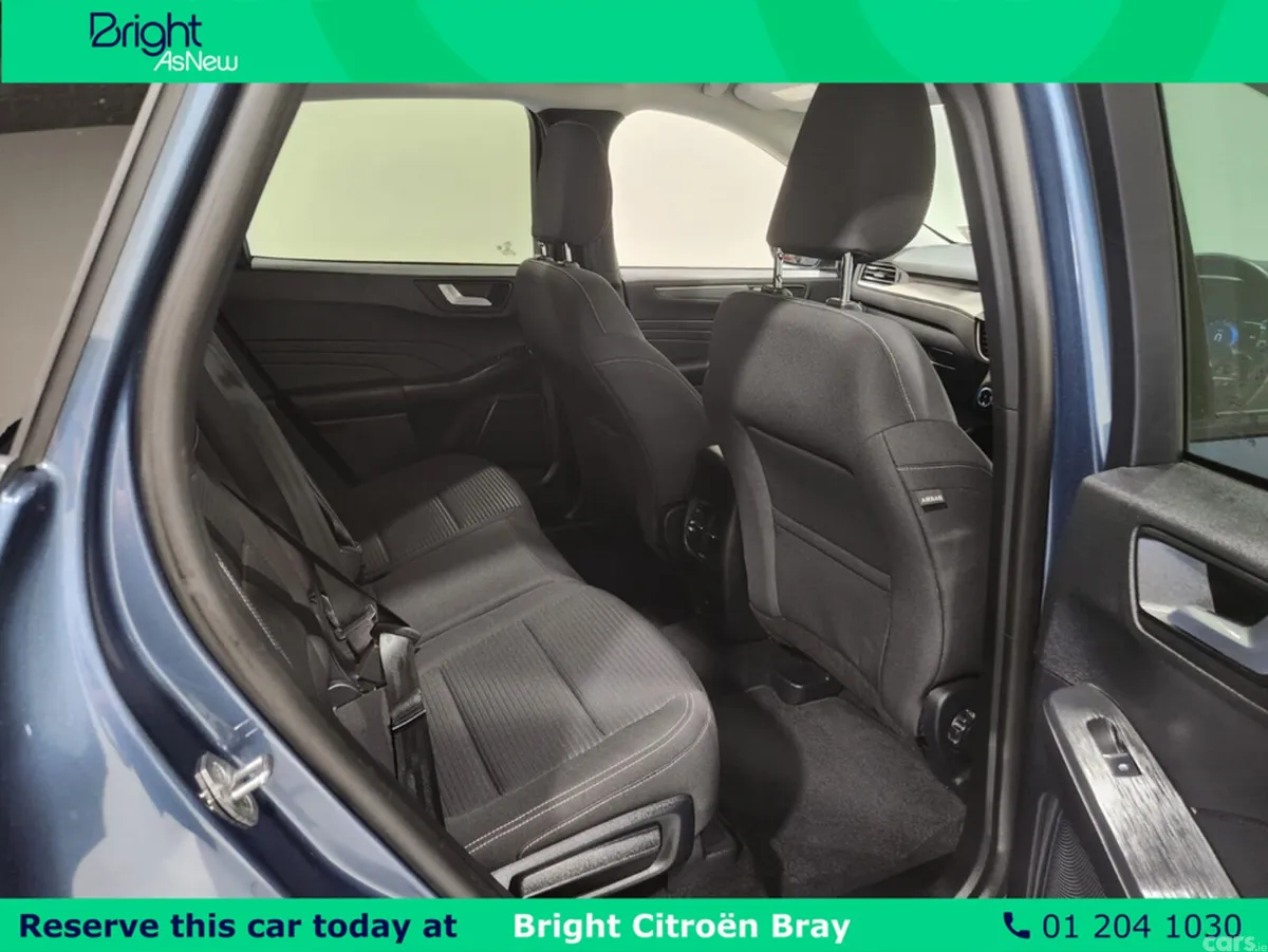 Ford Kuga MPV, Petrol Plug-in Hybrid, 2023, Blue