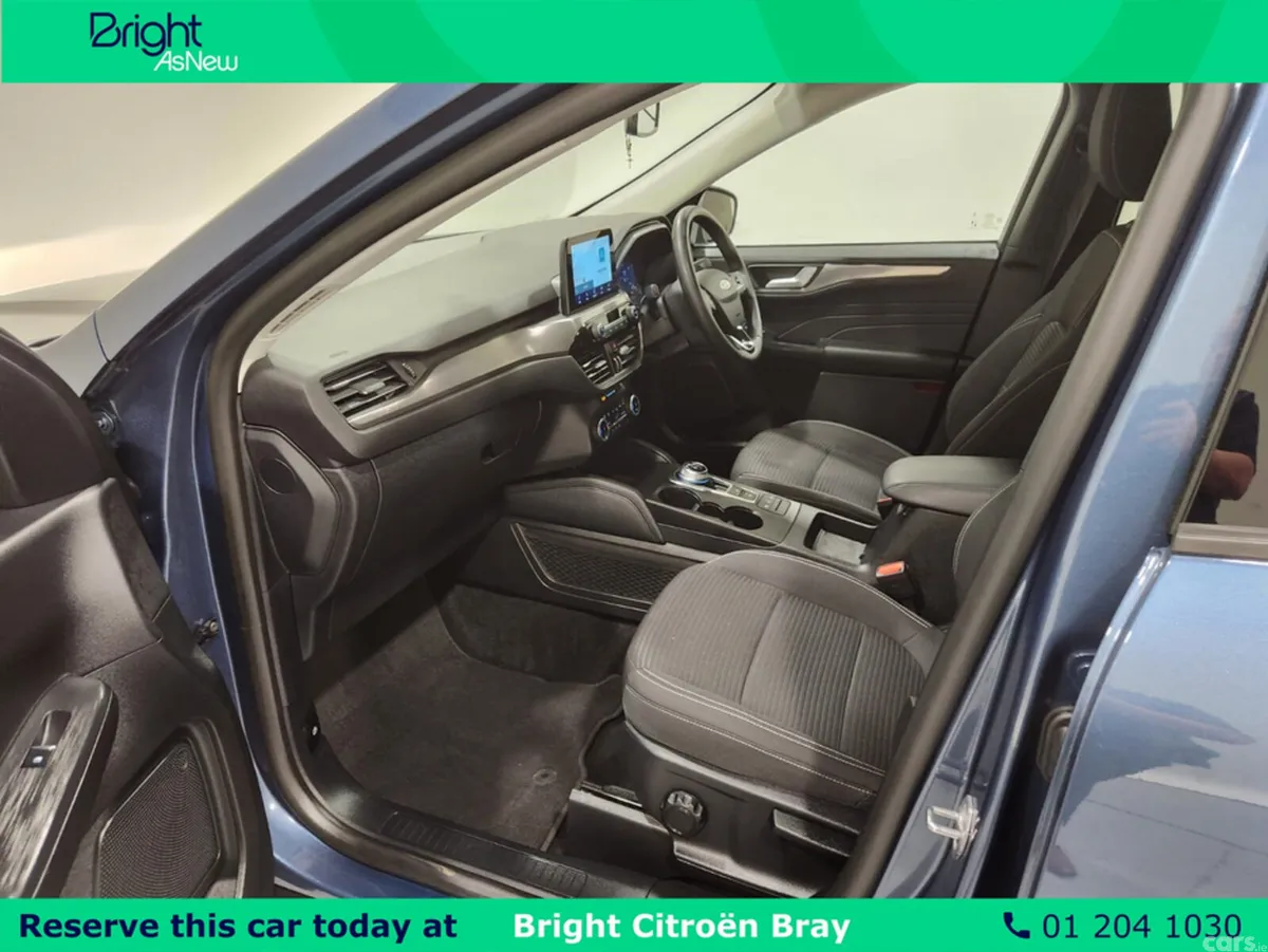 Ford Kuga MPV, Petrol Plug-in Hybrid, 2023, Blue