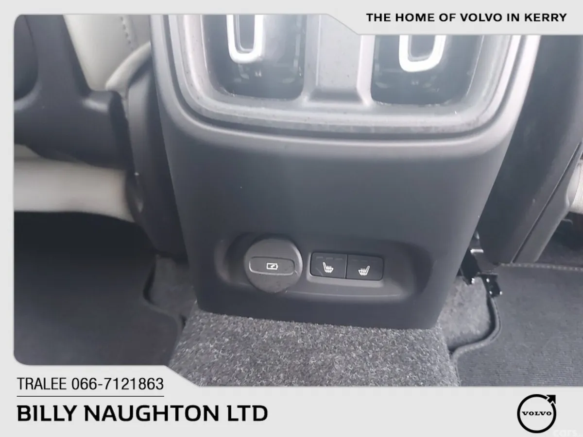 Volvo EX40 SUV, Electric, 2026, Blue