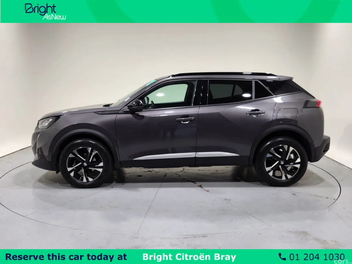 Peugeot 2008 MPV, Petrol, 2023, Grey