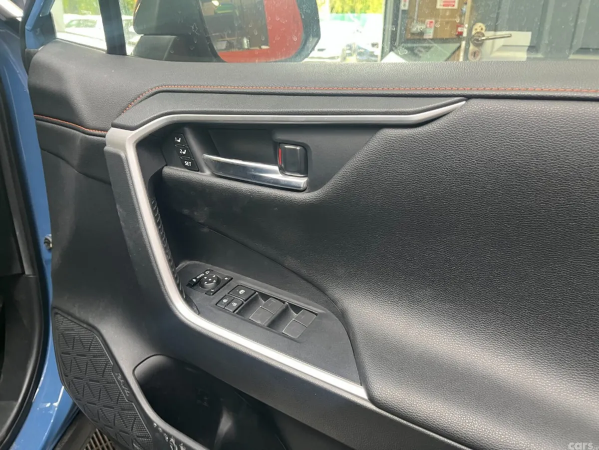 Toyota RAV4 SUV, Petrol, 2023, Blue