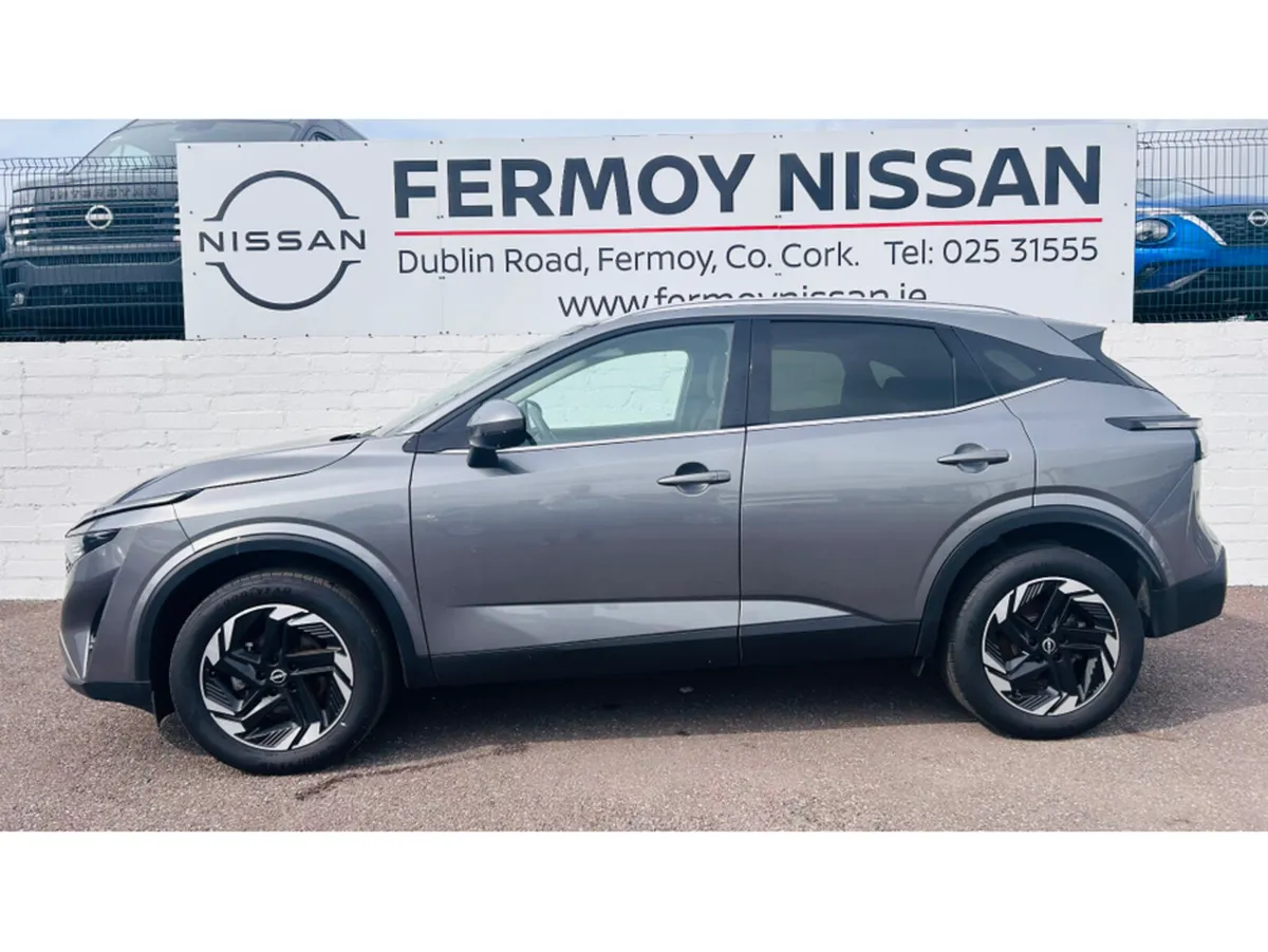 Nissan Qashqai MPV, Petrol Hybrid, 2025, Grey
