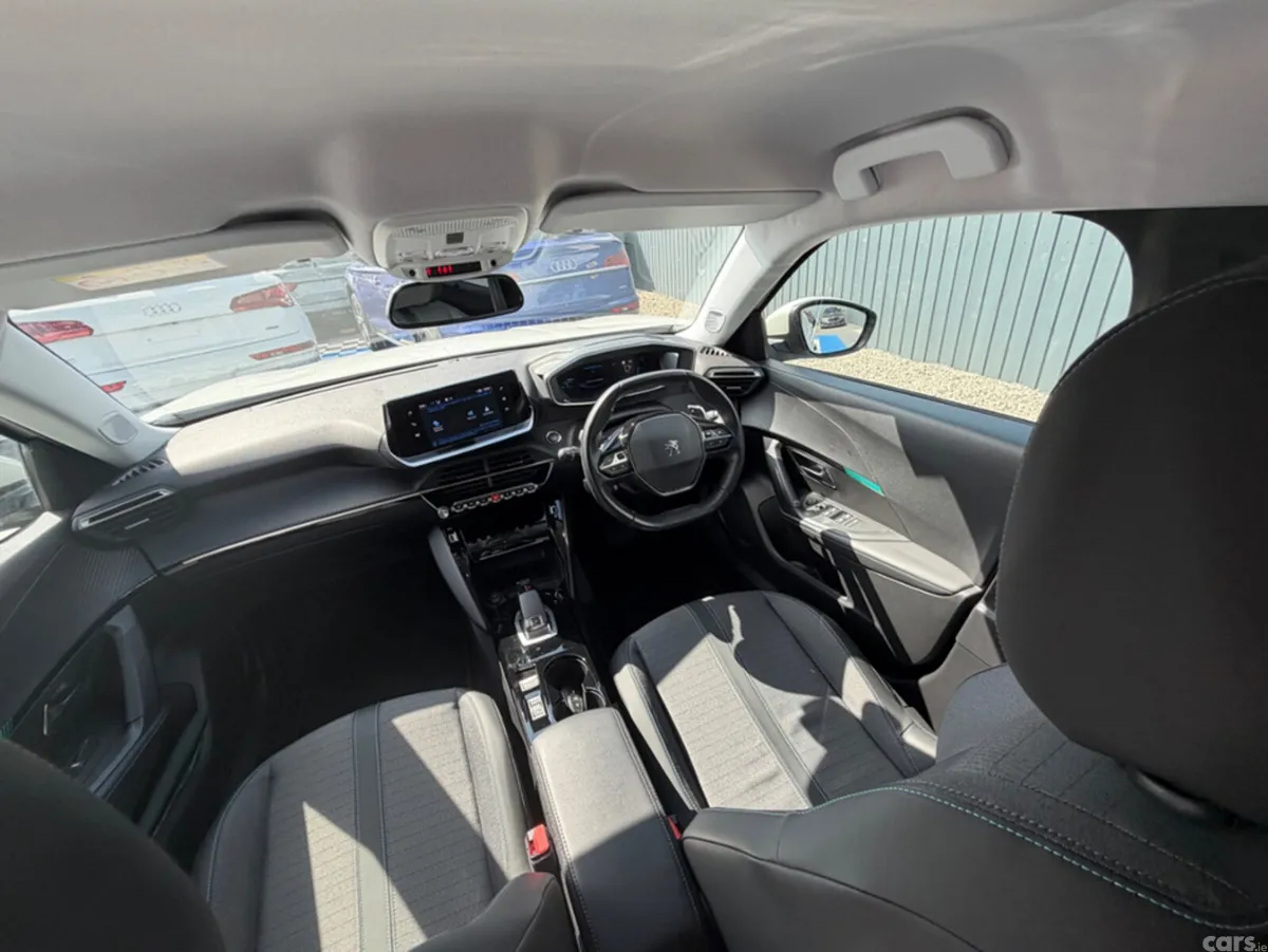 Peugeot 2008 SUV, Petrol, 2021, White