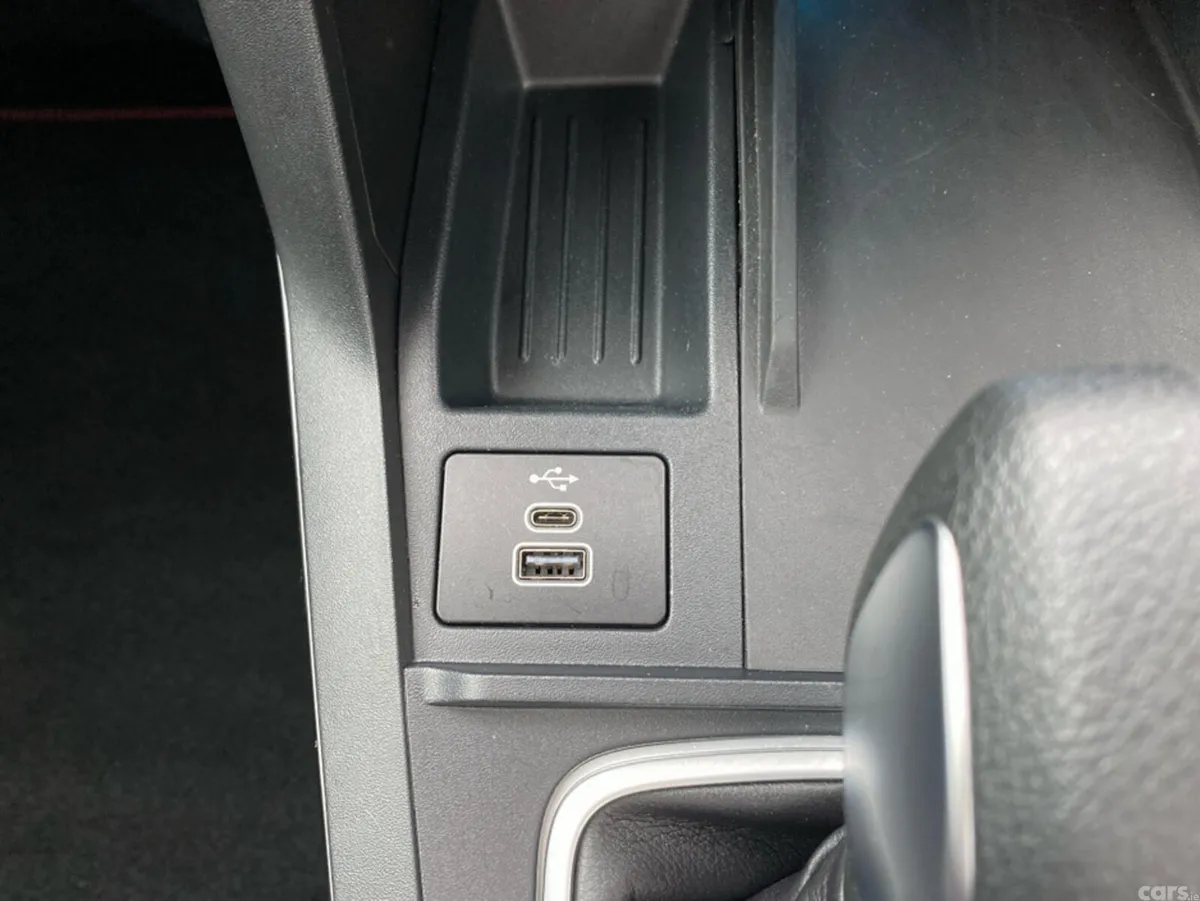 Ford Puma MPV, Petrol, 2025, Red