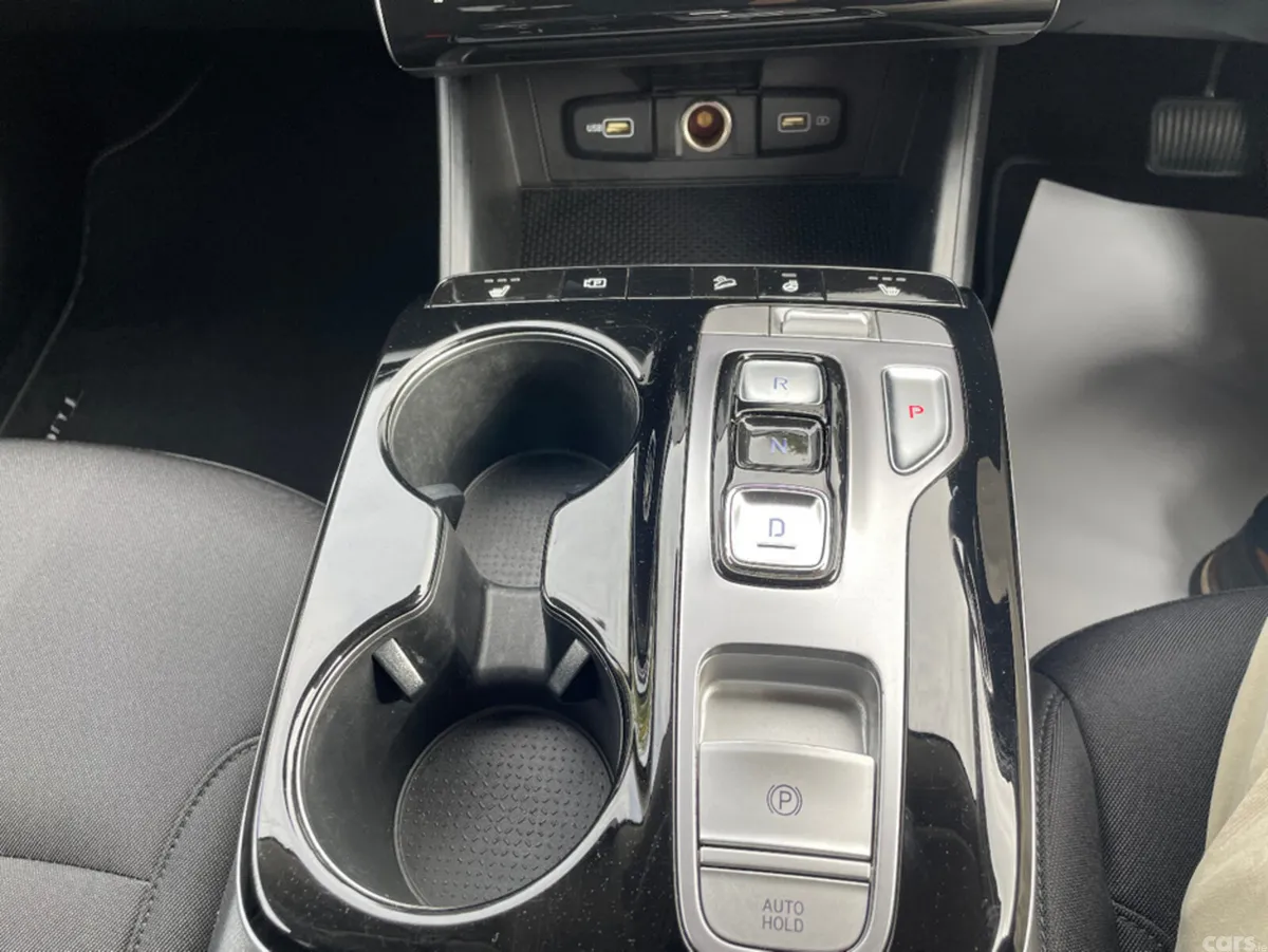 Hyundai Tucson SUV, Petrol Hybrid, 2021, White
