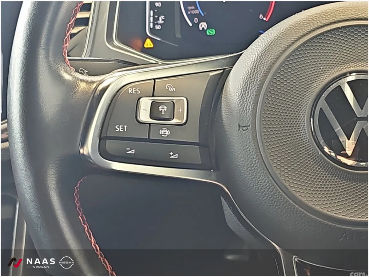 Volkswagen T-Roc SUV, Diesel, 2021, White