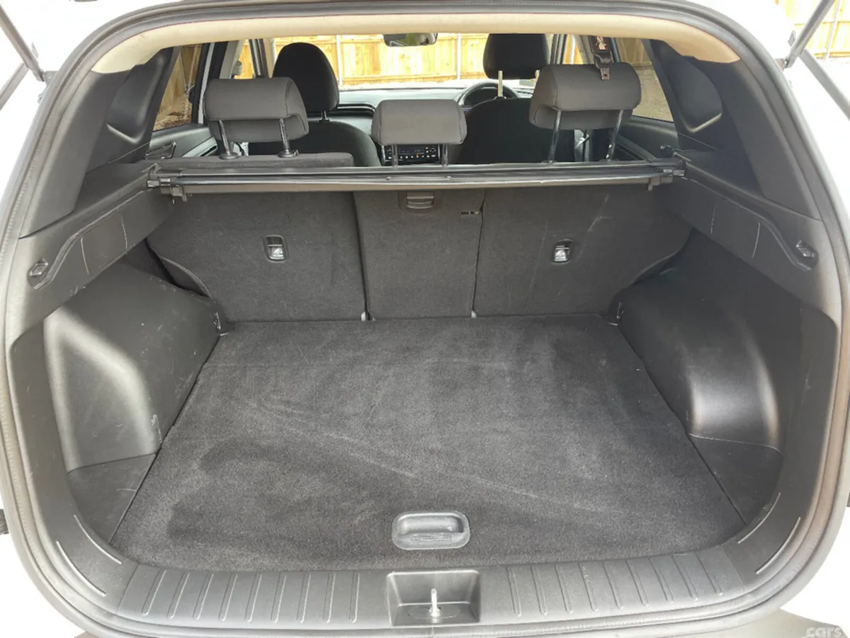 Hyundai Tucson SUV, Petrol Hybrid, 2021, White