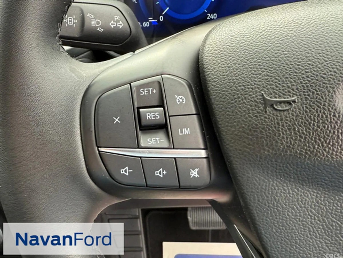 Ford Kuga SUV, Petrol Hybrid, 2024, Blue