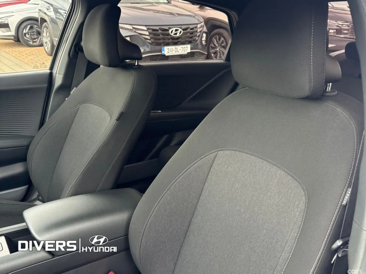 Hyundai IONIQ 6 Saloon, Electric, 2023, White