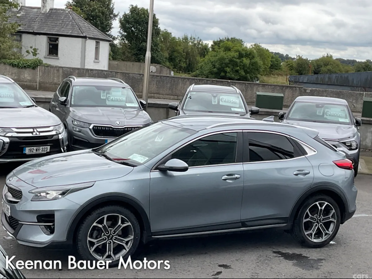 Kia XCeed Hatchback, Petrol, 2020, Grey