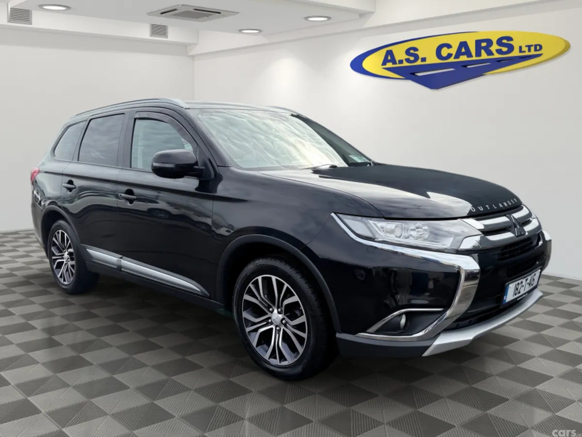 Mitsubishi Outlander SUV, Diesel, 2018, Black