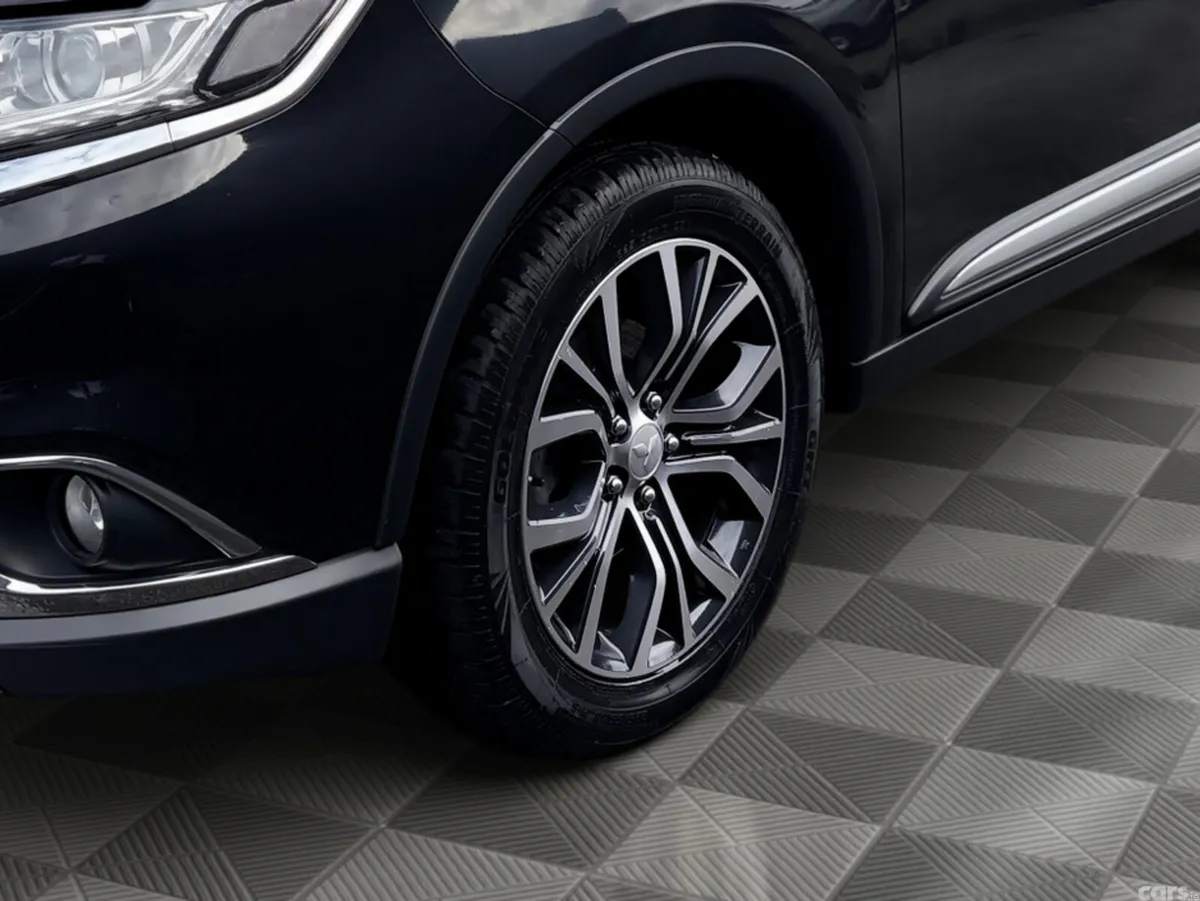 Mitsubishi Outlander SUV, Diesel, 2018, Black