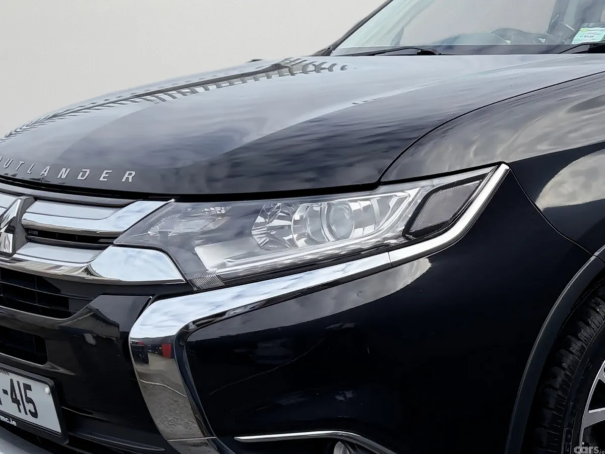 Mitsubishi Outlander SUV, Diesel, 2018, Black