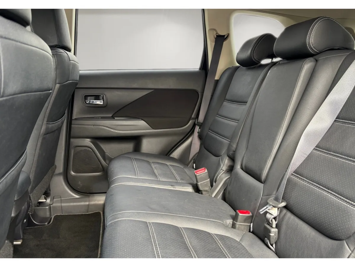 Mitsubishi Outlander SUV, Diesel, 2018, Black