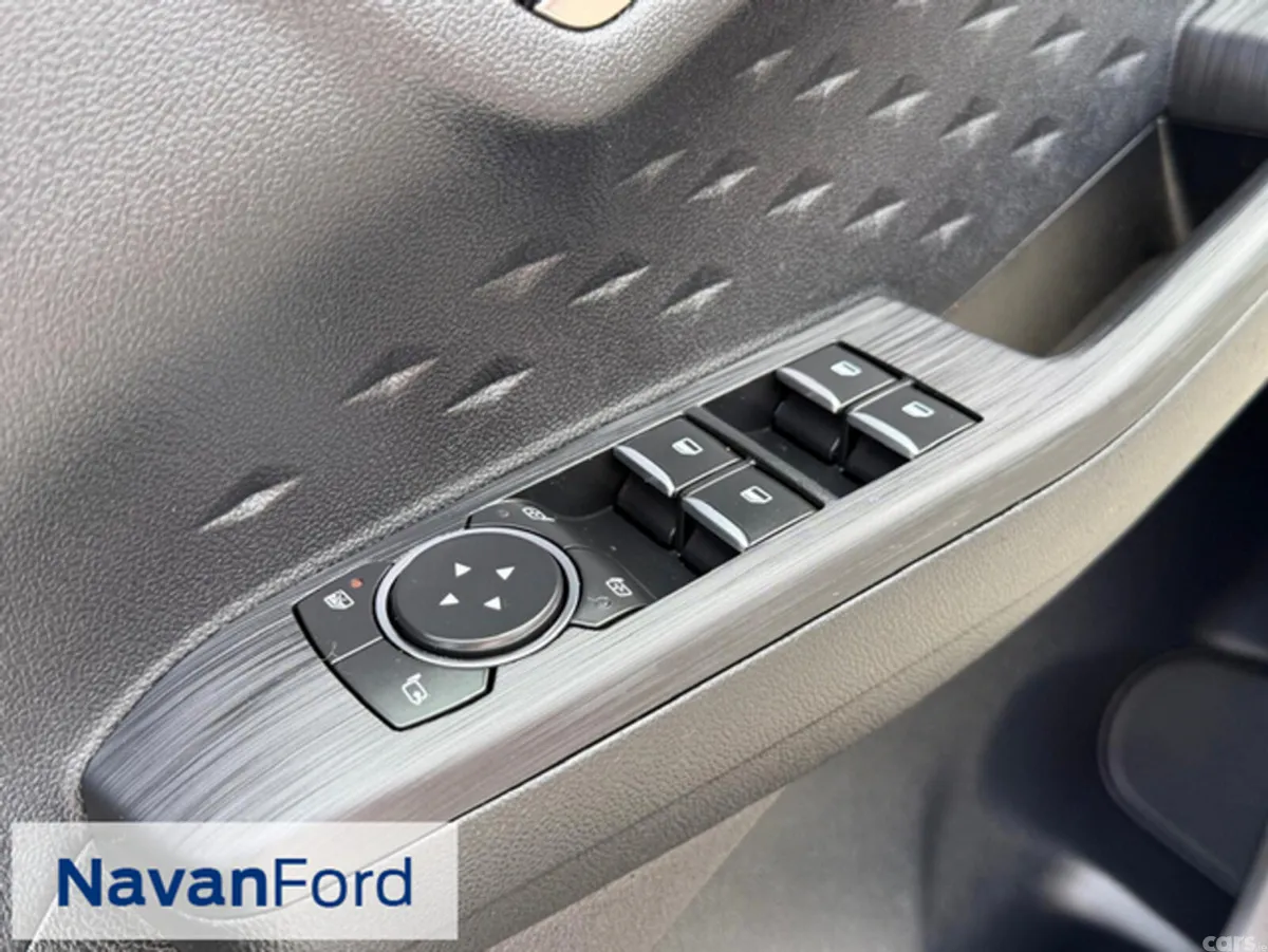 Ford Kuga SUV, Diesel, 2021, Red