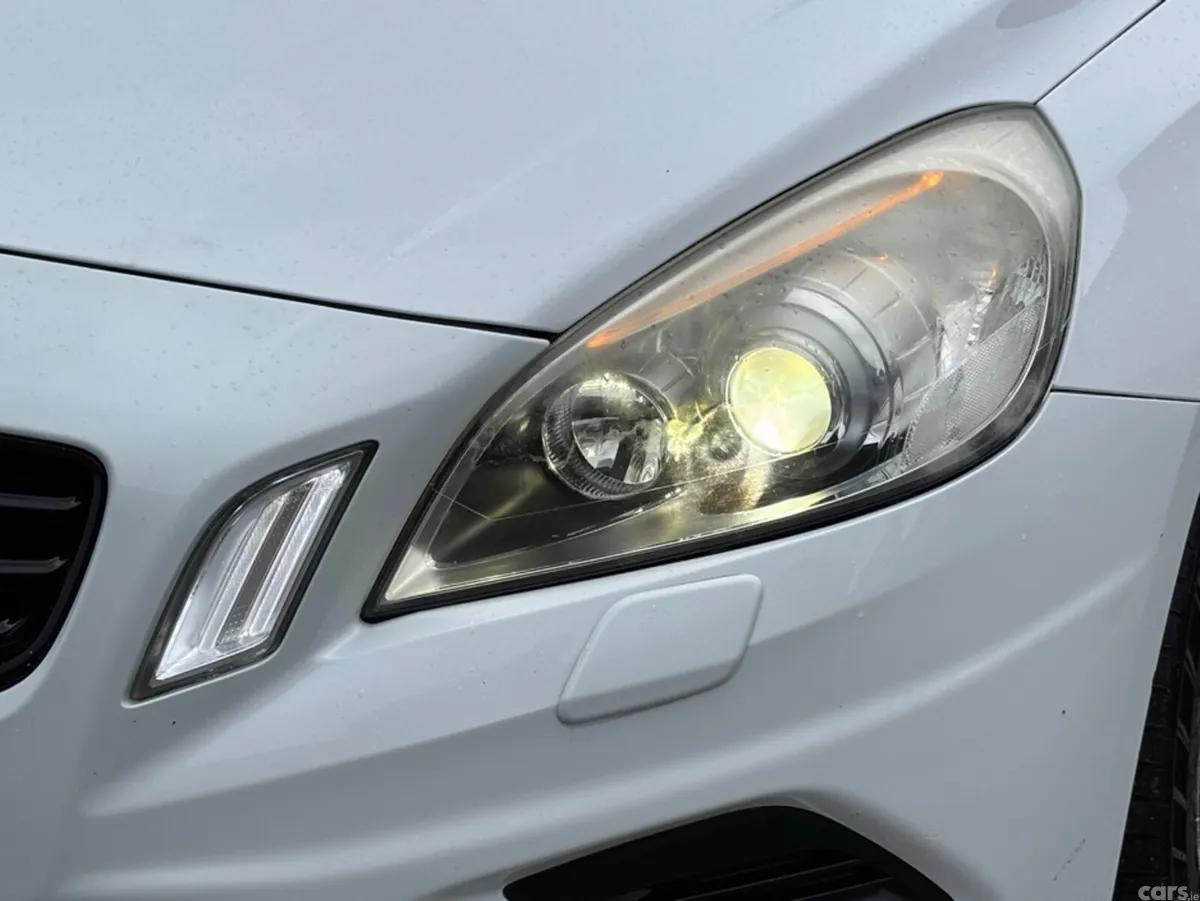 Volvo V60 Estate, Petrol, 2013, White