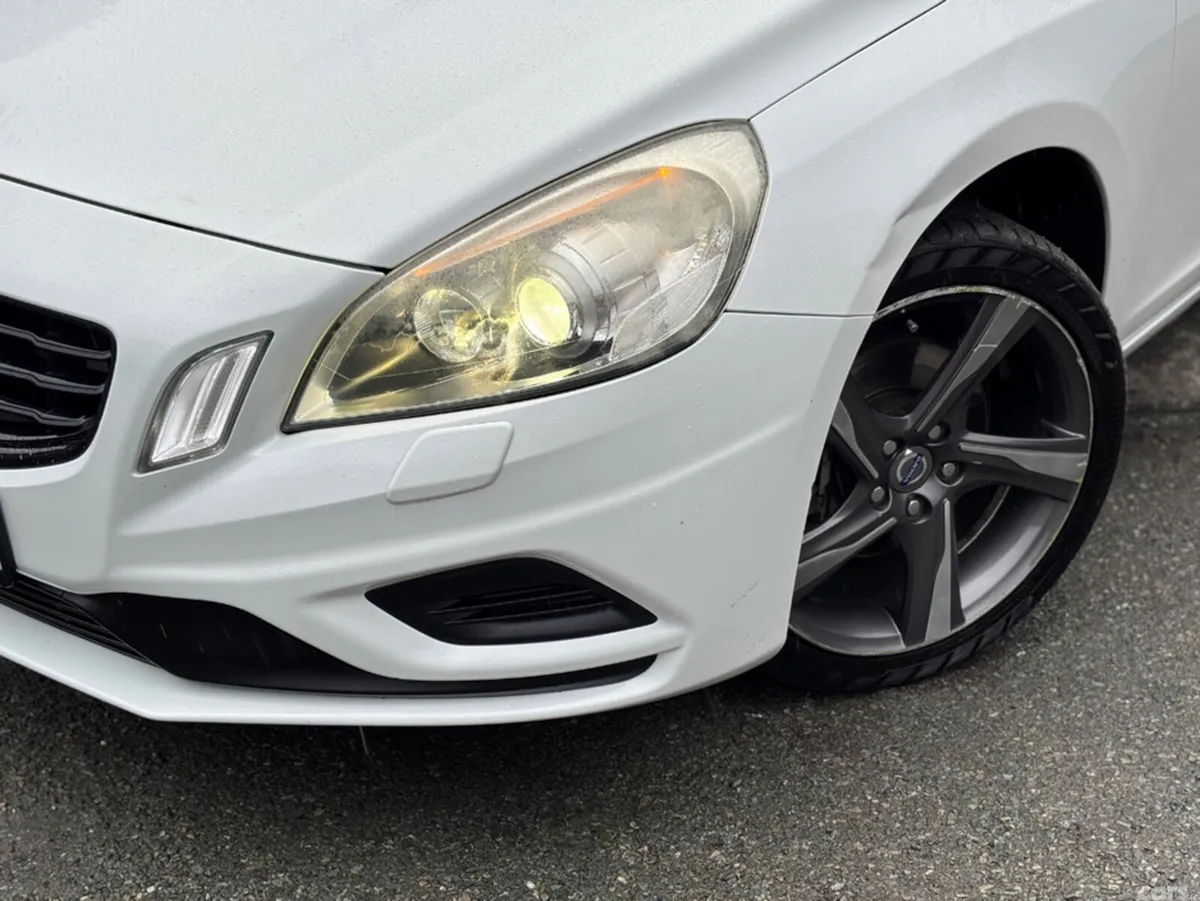 Volvo V60 Estate, Petrol, 2013, White