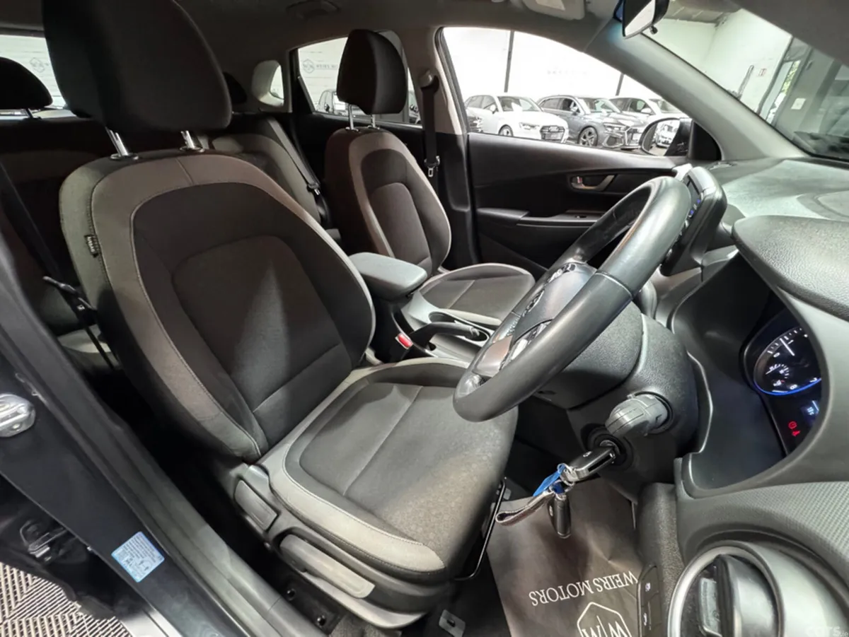 Hyundai KONA MPV, Petrol, 2019, Grey