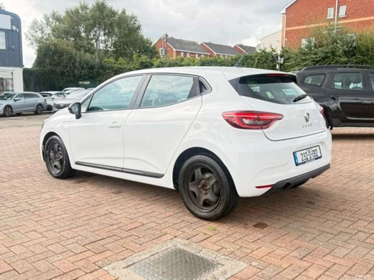Renault Clio Hatchback, Petrol, 2023, White