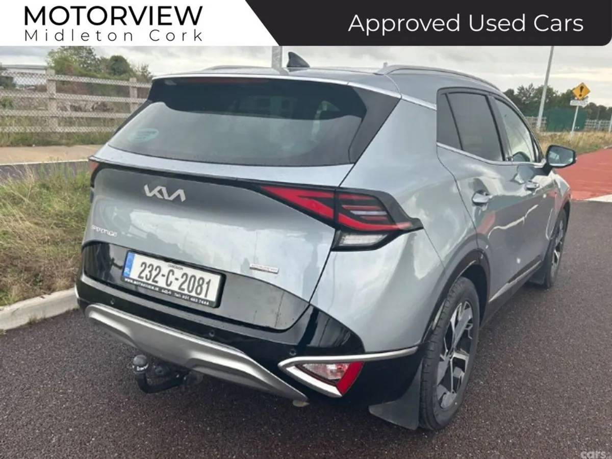 Kia Sportage MPV, Diesel, 2023, Grey