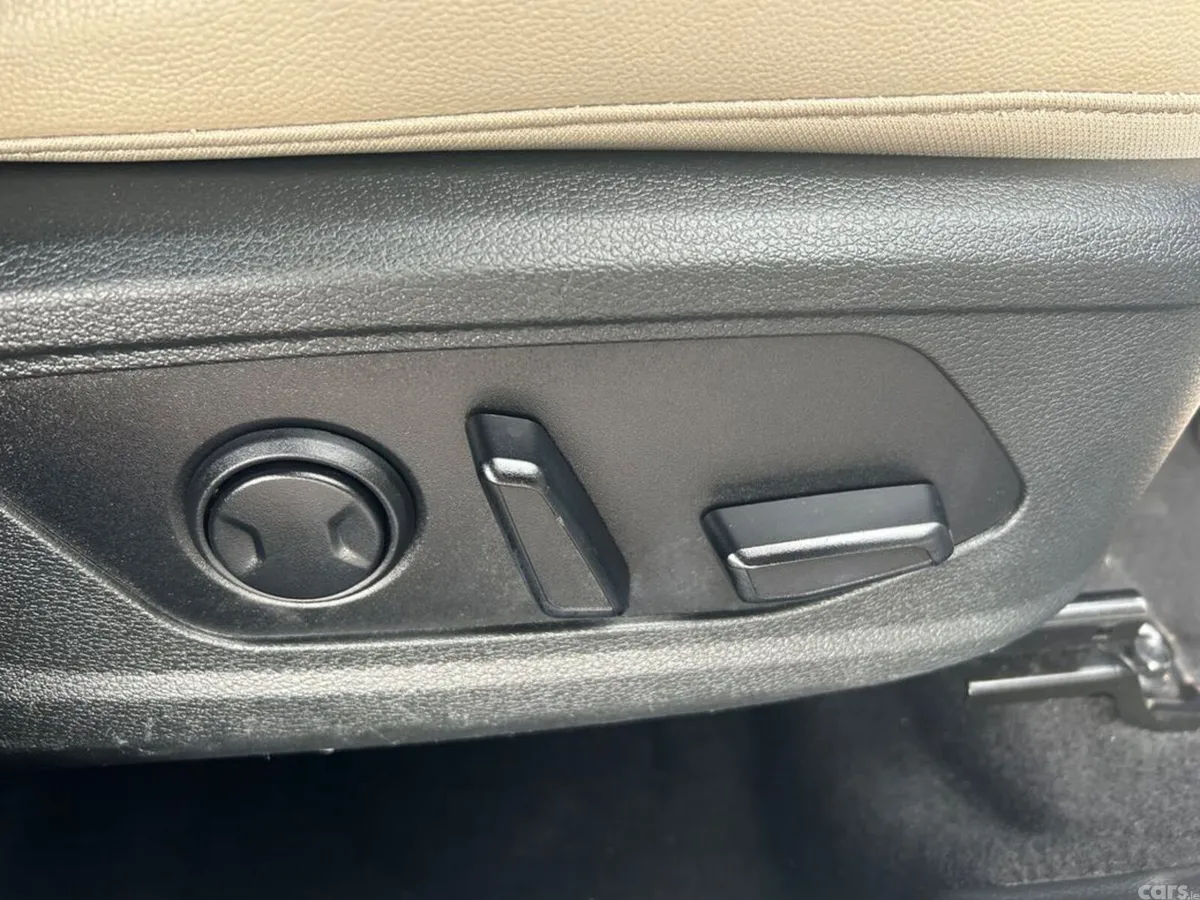 Kia Sportage MPV, Diesel, 2023, Grey