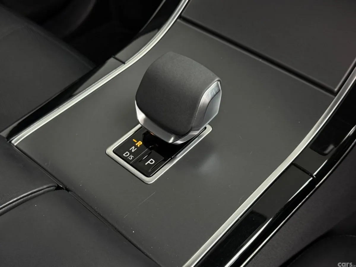 Land Rover Range Rover Velar SUV, Petrol Plug-in Hybrid, 2024, Grey
