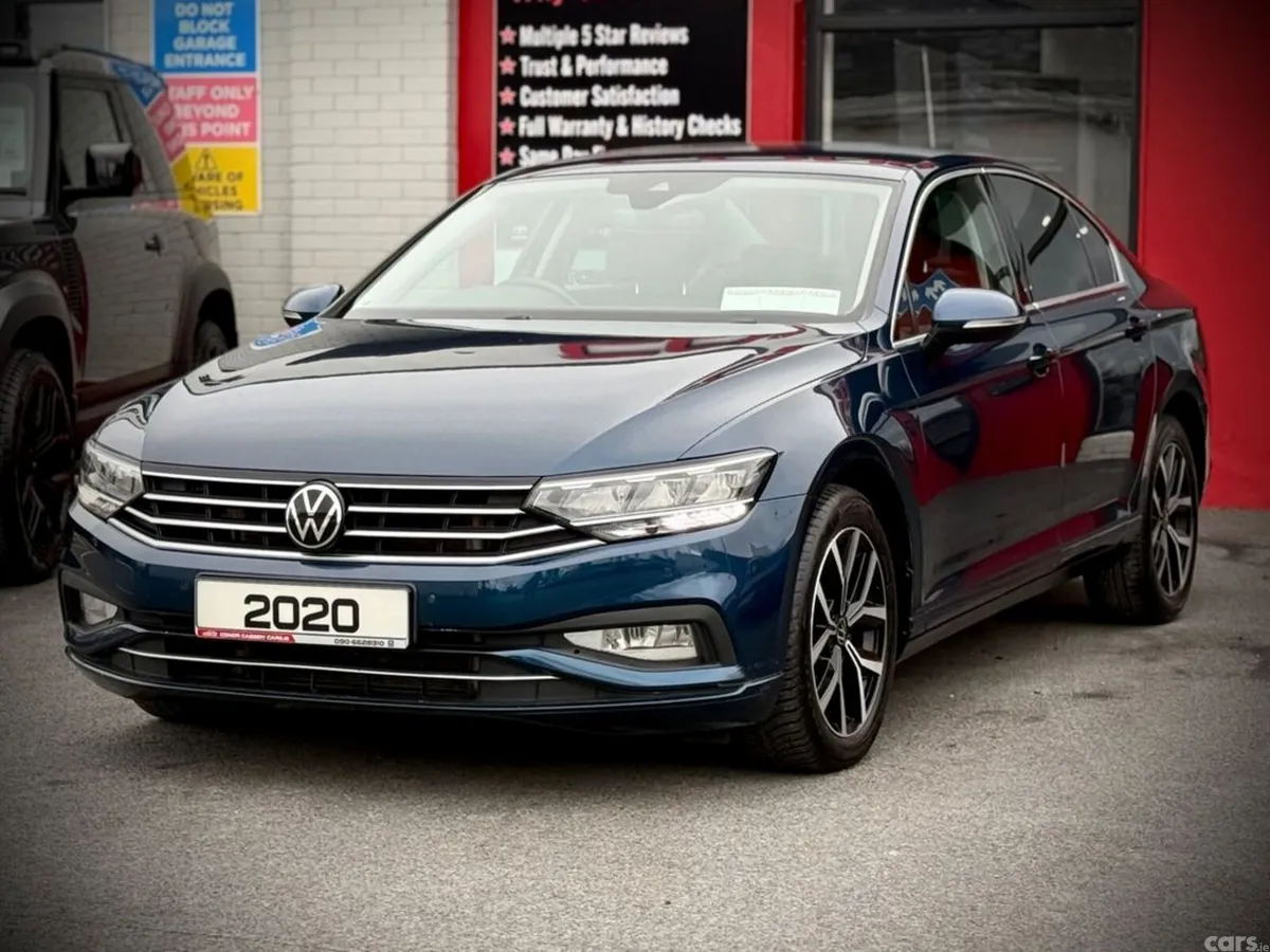 Volkswagen Passat Saloon, Diesel, 2020, Blue