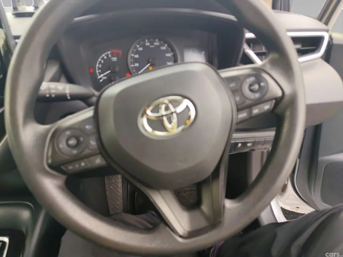 Toyota Corolla Hatchback, Petrol Hybrid, 2021, Silver
