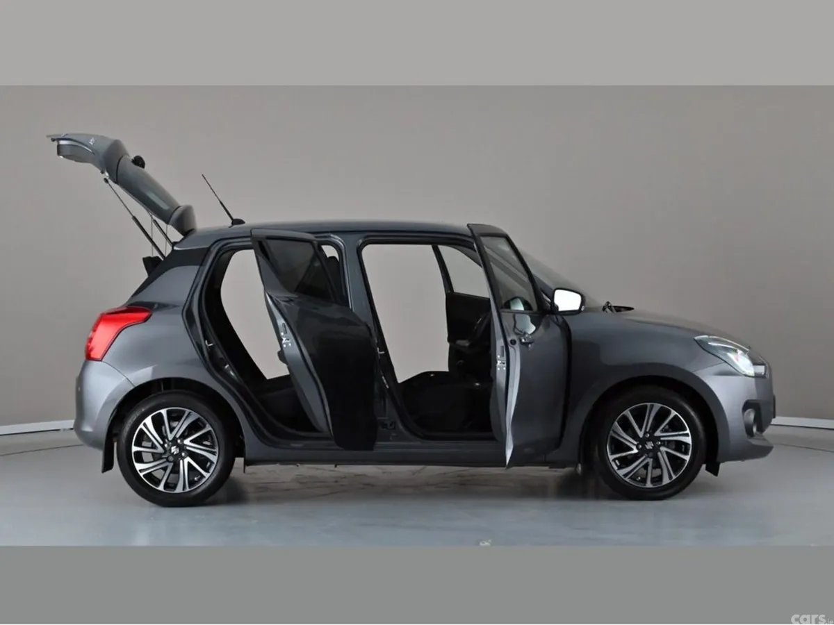 Suzuki Swift Hatchback, Petrol, 2022, Grey