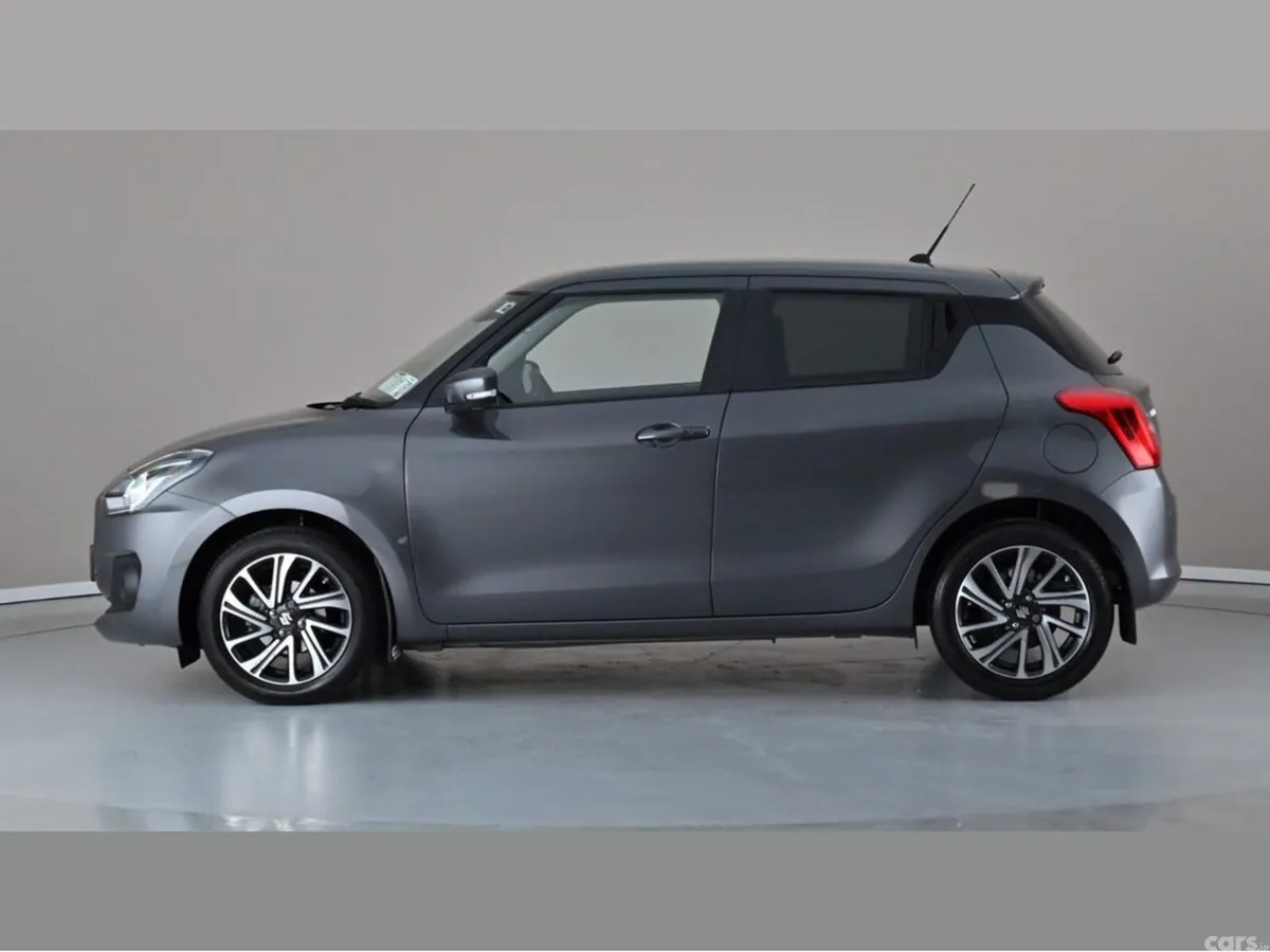 Suzuki Swift Hatchback, Petrol, 2022, Grey