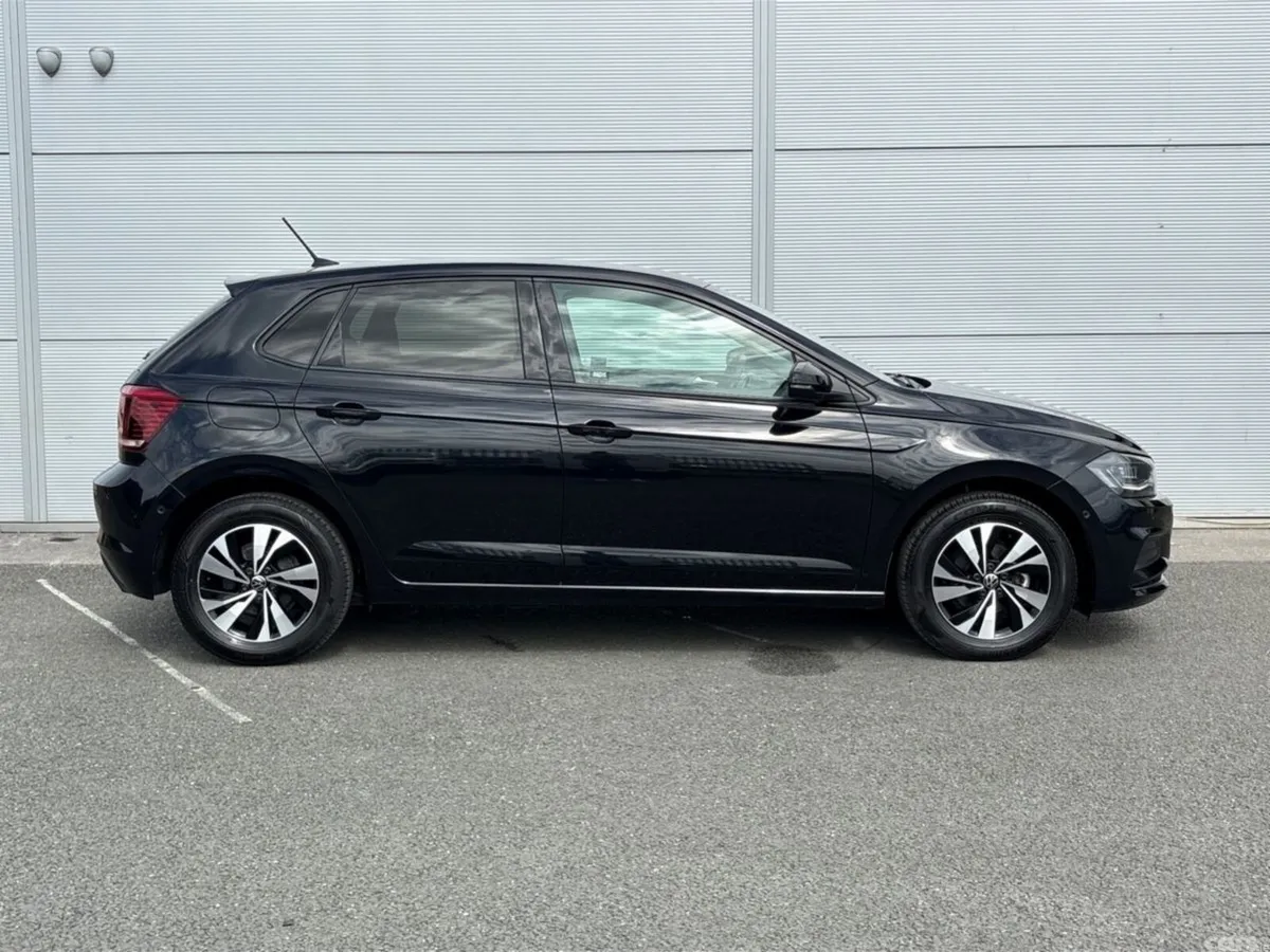 Volkswagen Polo Hatchback, Petrol, 2021, Black