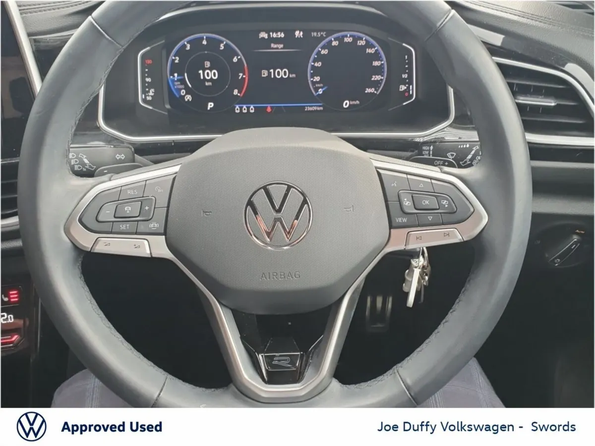 Volkswagen T-Roc SUV, Petrol, 2024, Black