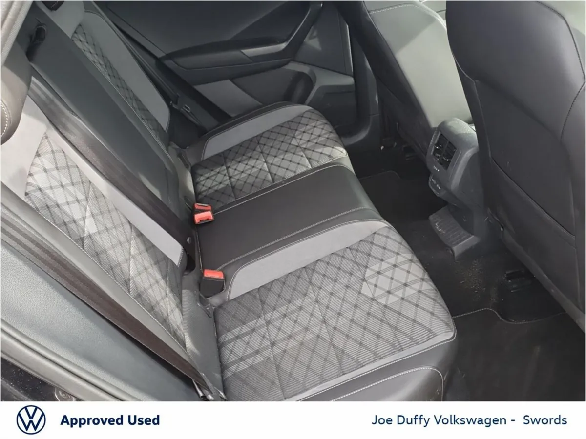 Volkswagen T-Roc SUV, Petrol, 2024, Black