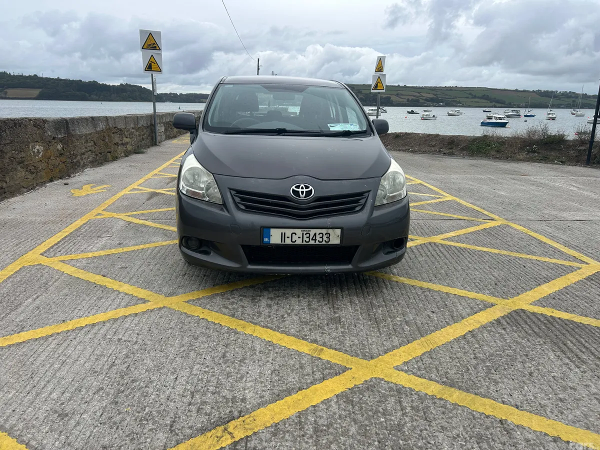 Toyota Verso MPV, Diesel, 2011, Grey