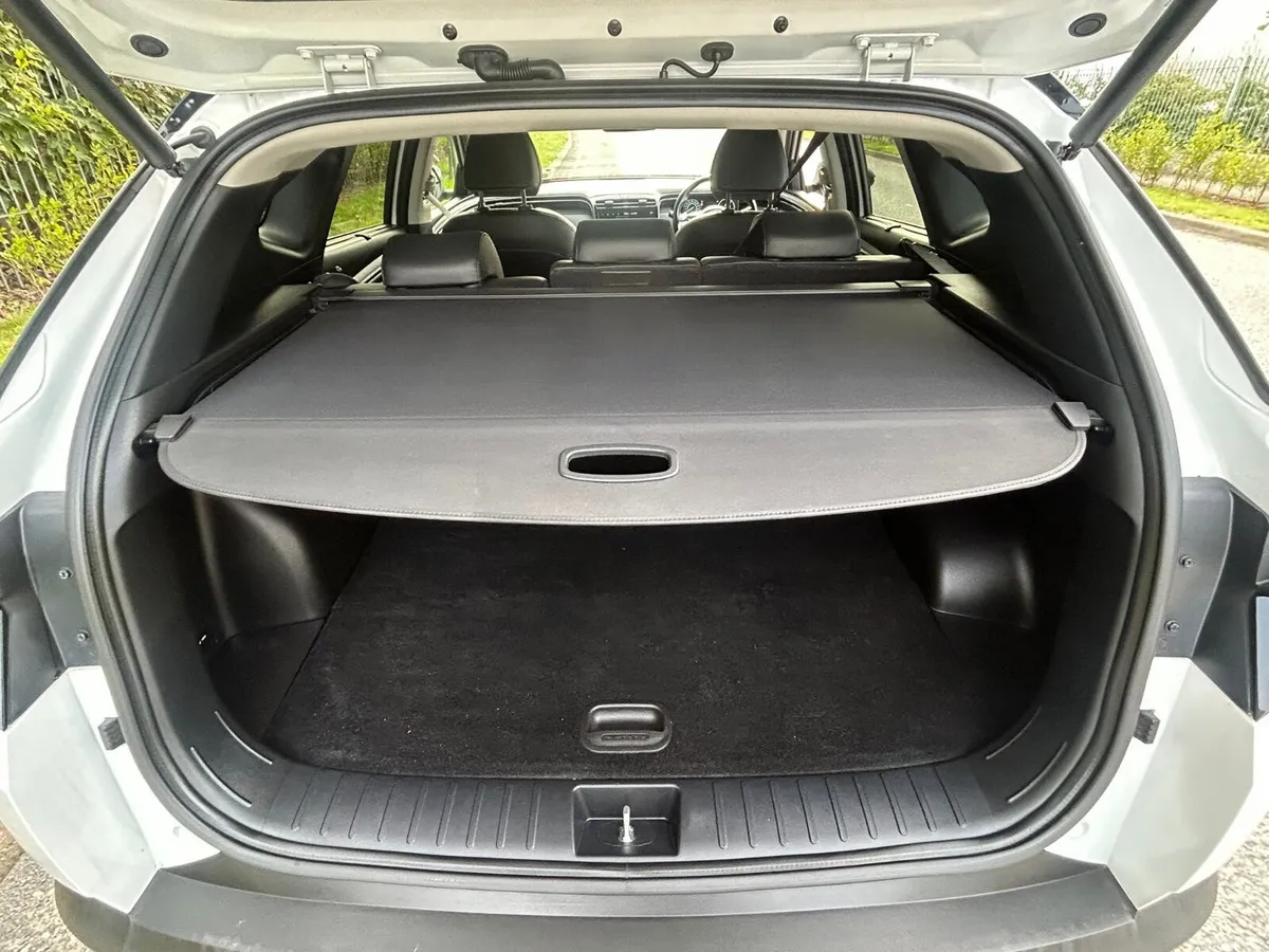 Hyundai Tucson SUV, Petrol Plug-in Hybrid, 2022, White