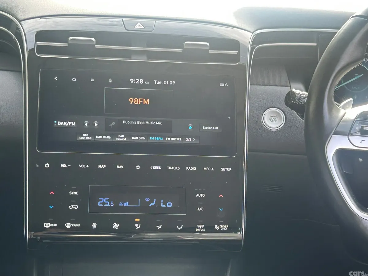 Hyundai Tucson SUV, Petrol Plug-in Hybrid, 2022, White