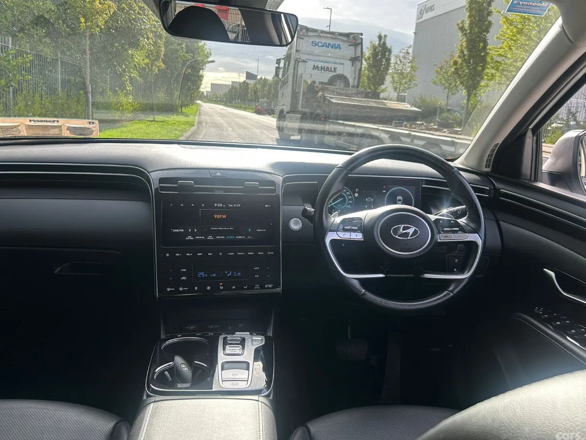 Hyundai Tucson SUV, Petrol Plug-in Hybrid, 2022, White