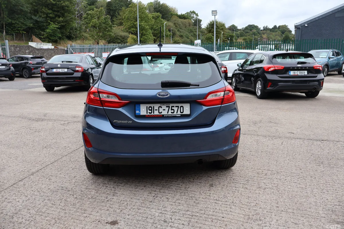 Ford Fiesta Hatchback, Petrol, 2019, Blue