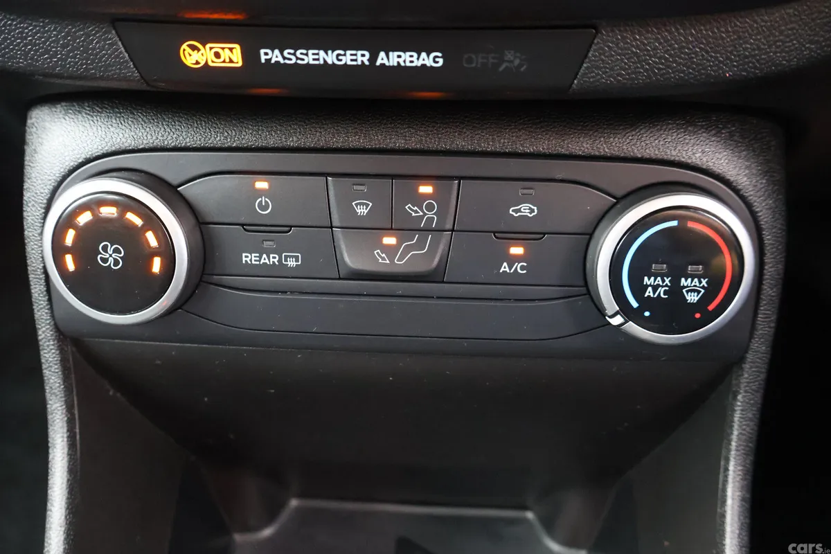 Ford Fiesta Hatchback, Petrol, 2019, Blue