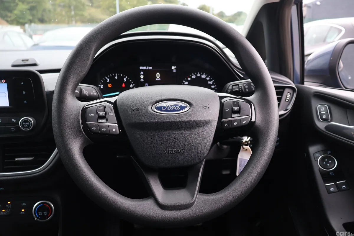 Ford Fiesta Hatchback, Petrol, 2019, Blue