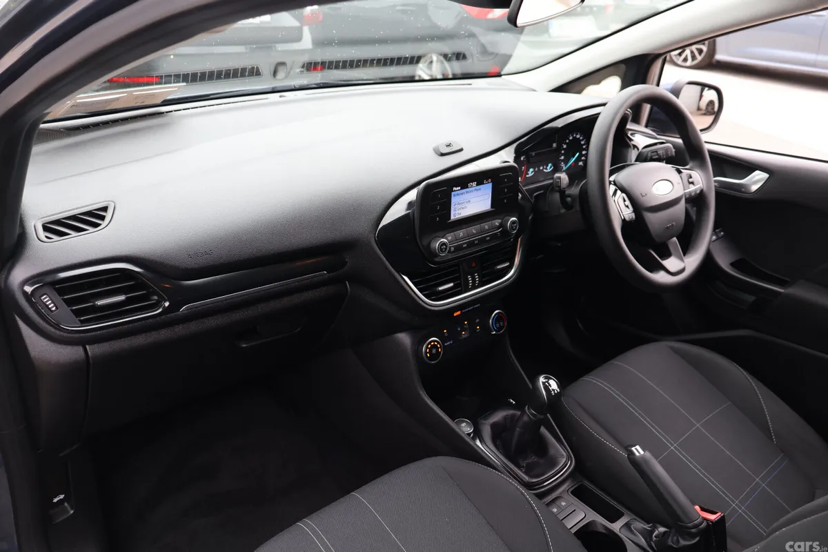 Ford Fiesta Hatchback, Petrol, 2019, Blue