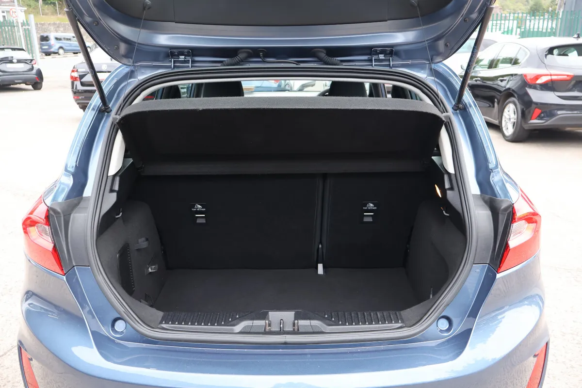 Ford Fiesta Hatchback, Petrol, 2019, Blue