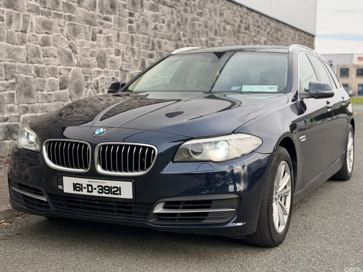 BMW 5-Series Estate/Jeep, Diesel, 2016, Blue