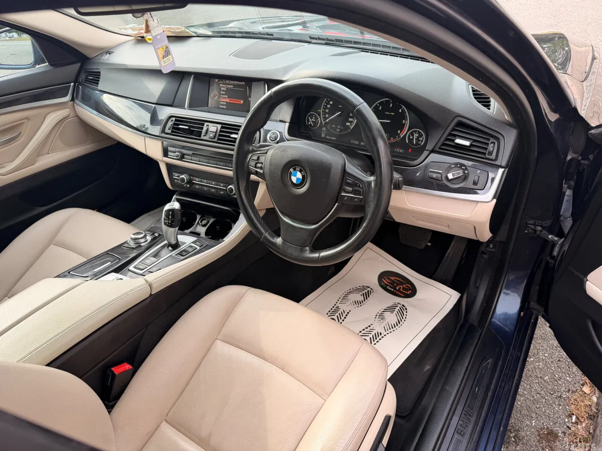 BMW 5-Series Estate/Jeep, Diesel, 2016, Blue