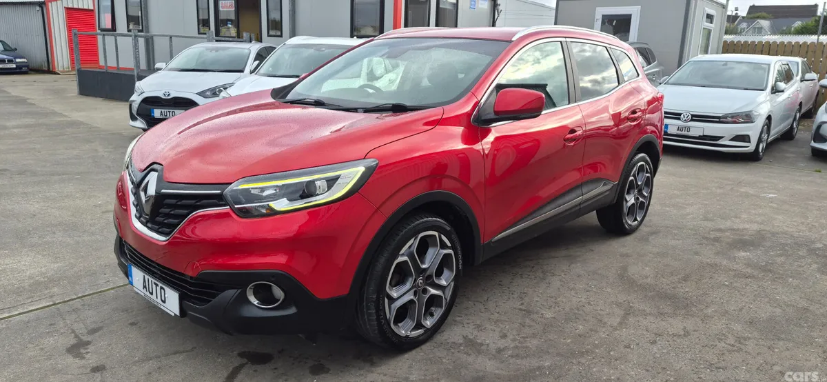Renault Kadjar SUV, Diesel, 2016, Red