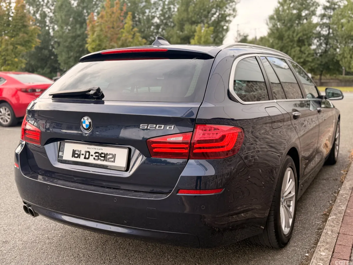 BMW 5-Series Estate/Jeep, Diesel, 2016, Blue